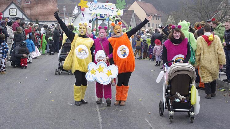 Faschingszug in Aura. Foto: Winfried Ehling