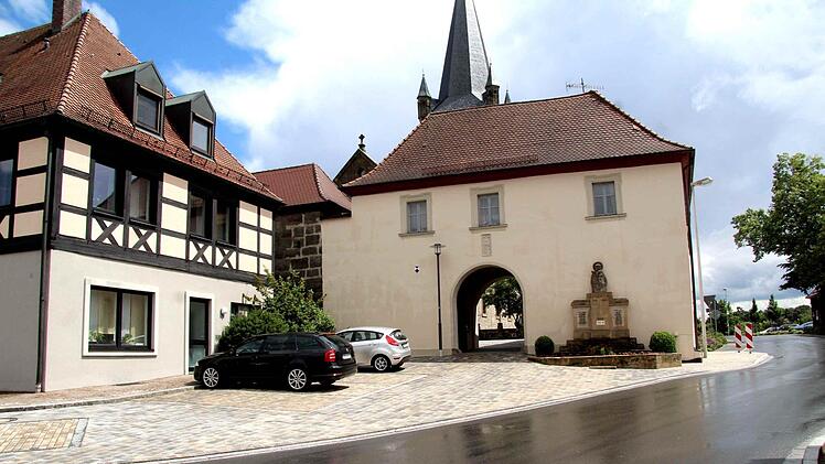 Eingang zur Wehranlage