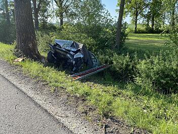 T&ouml;dlicher Verkehrsunfall in den fr&uuml;hen Morgenstunden