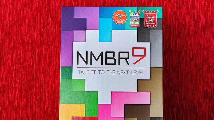 Spiele-Test "NMBR9": Cleveres Zahlenstapeln