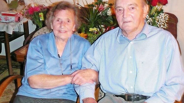 Ihren 70. Hochzeitstag feiern Ingeburg und Heinz Ritter in Mirsdorf.  Foto: Karin G&uuml;nther