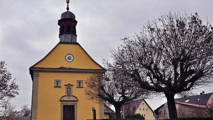 Für die Sanierung der Kirche in Steinsfeld (im Bild) wird die Gemeinde Wonfurt bis 2019 220 000 Euro aufwenden.