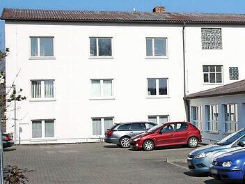 Der Verkauf der Glasfertigung der insolventen Firma Löwinger ist nun auch notariell bekundet. Die Firma Hilgenberg hat diesen Teil des Unternehmens übernommen. Foto: Thomas Malz