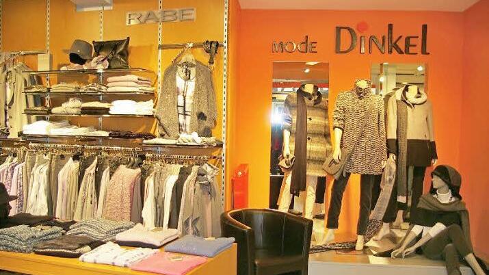 Hochwertige Damen- und Herrenmode bekannter Hersteller gibt es bei Mode Dinkel.  Foto: PR