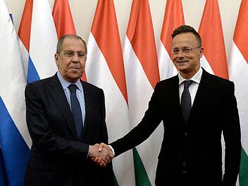 Au&szlig;enminister Lawrow zu Besuch in Ungarn