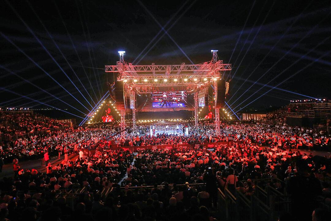 Boxen: Usyk - Verhoeven