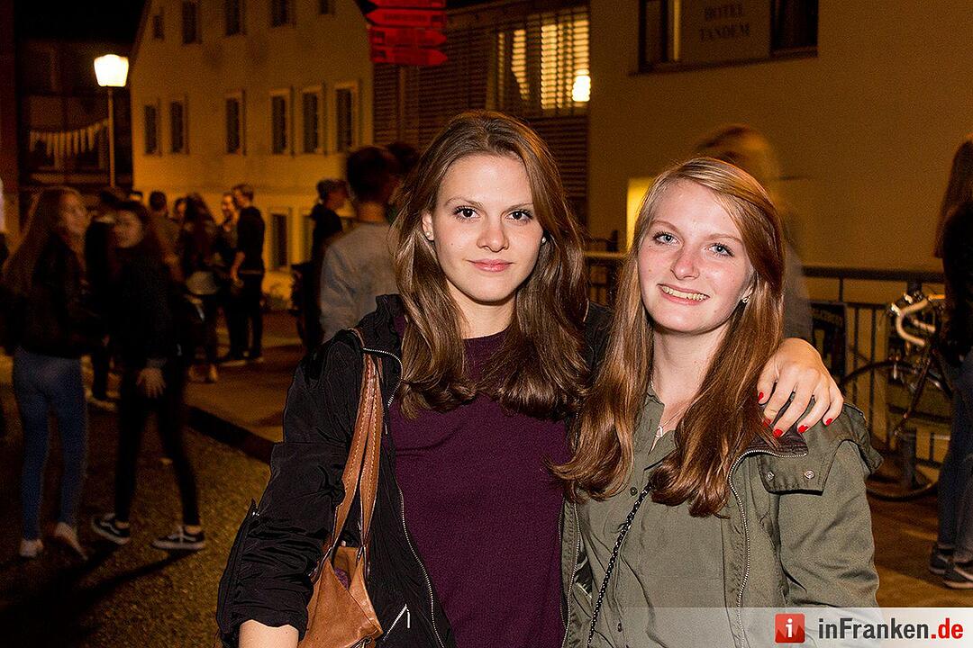 Sandkerwa: Partyfotos