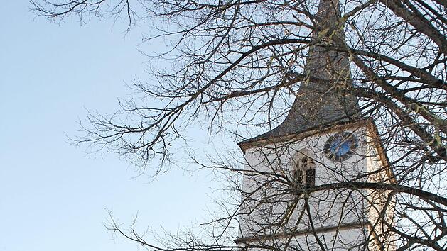 Nächste Woche würde in Gemünda die Kirchweih beginnen - doch nun fällt sie flach.  Foto: Carsten Höllein