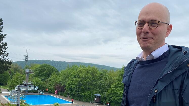 Bad Kissingen: Terrassenschwimmbad startet in Saison - und erweitert sein Angebot - "neue Attraktion"