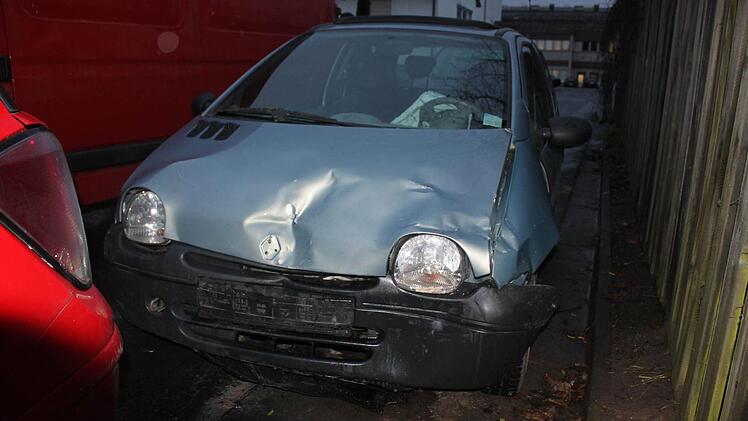 ... der Renault Twingo an der Frontpartie. Foto: Stephan Tiroch