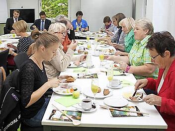 Ein gesundes Frühstück wurde den Teilnehmern der gestrigen BR-Aktion im Kompetenzzentrum für Ernährung serviert. Foto: Alexander Hartmann