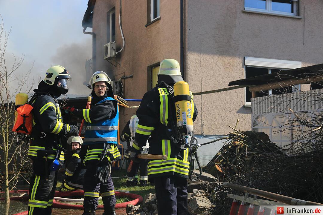 Wohnhaus brennt in Priesendorf