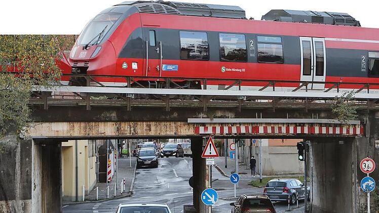 Die Stadt erwartet, dass mit dem Bahnausbau auch der Schienennahverkehr verbessert wird. Doch danach sieht es derzeit nicht aus.   Barbara Herbst