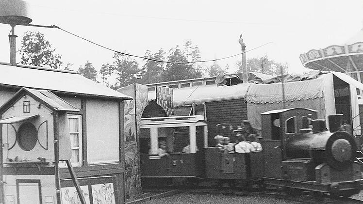 Schon kurz nach dem Krieg drehte die kleine Eisenbahn ihre Runden (1948). Foto: Stadtarchiv Kronach