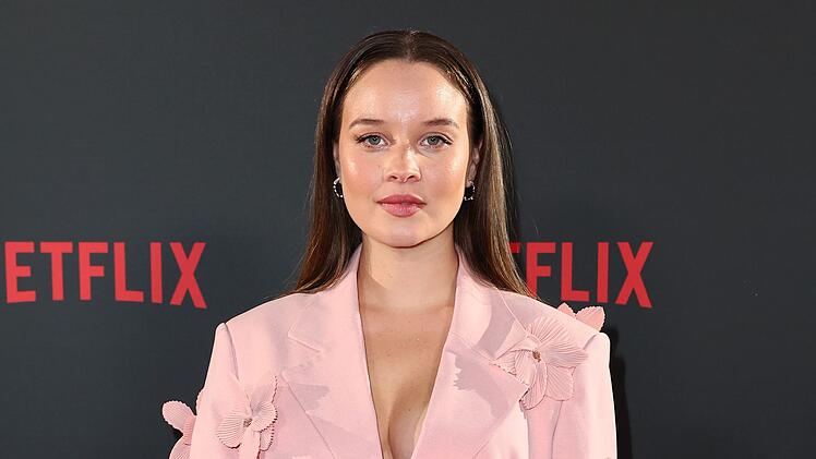 Im Interview anl&auml;sslich der neuen "Ku'damm"-Staffel verr&auml;t Sonja Gerhardt, welches Jahrzehnt ihr Lieblingsjahrzehnt ist.