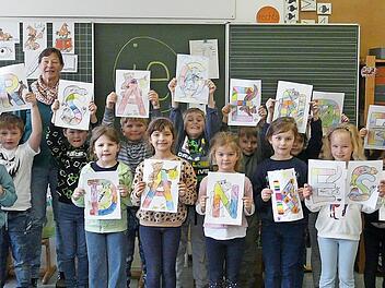 Die Kinder der 1. Klasse der Theodor-Heublein-Grundschule.