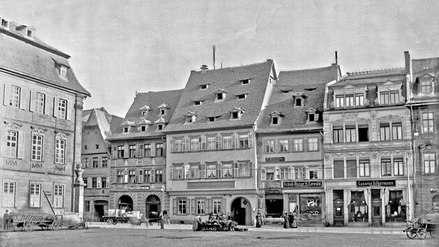 Nach dem Brand wird das Brauhaus Jäck zum Ladenlokal umgewandelt ( Aufnahme von 1900).  Foto: Stadtarchiv Bamberg, D 3001 Alois Erhard-38