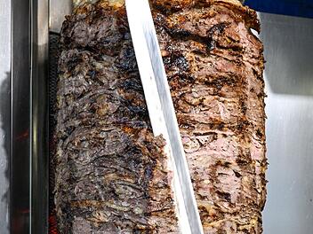Döner-Diebe in Höchstadt gesucht
