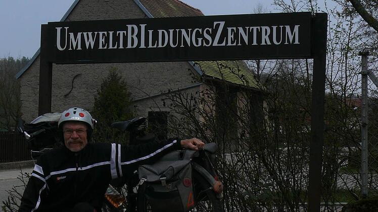 Im Oberauracher Ortsteil Oberschleichach liegt das Umweltbildungszentrum. Die bewährte Einrichtung führt Seminare und Veranstaltungen rund um das Thema Natur und Umwelt an.