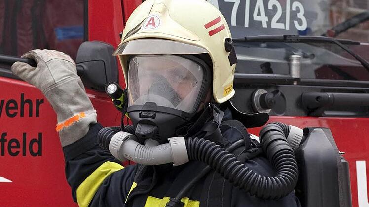 Mit dem Atemschutz beschäftigen sich im Moment nicht nur die Feuerwehrleute, sondern sämtliche politische Gremien. Es geht um den künftigen Standort. Foto: Archiv