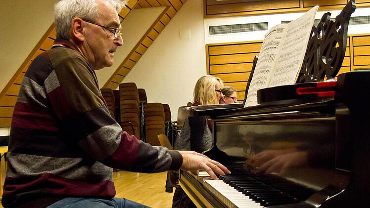 Hans-Rudolf Timmig am Flügel