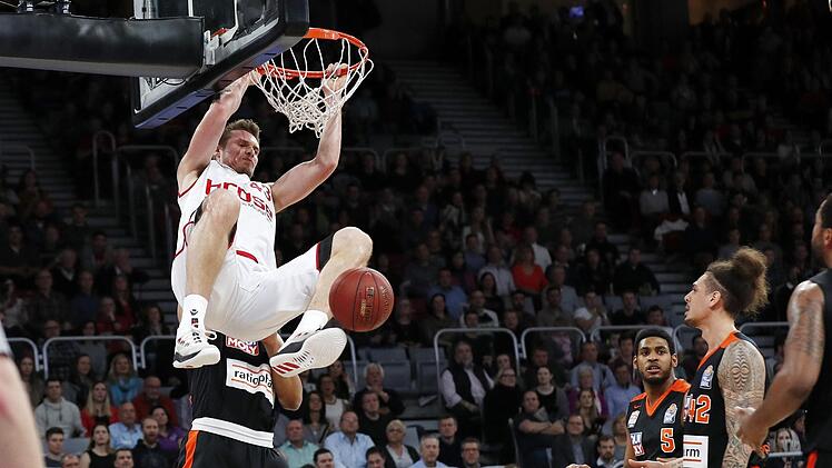 In der Viertelfinalserie gegen Bonn glänzte Leon Radosevic mit neun Punkten im Schnitt und starker Verteidigung. Foto: Daniel Löb