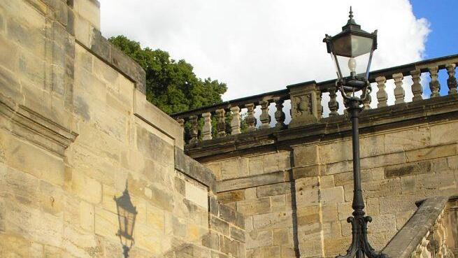 Treppenaufgang an den Coburger Arkaden am SchlossplatzFoto: Jochen Berger