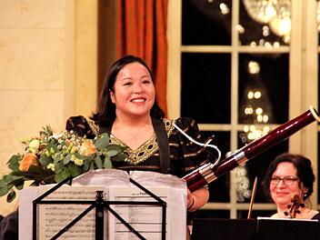 Solistin Rie Koyama begeisterte das Publikum  im Kursaal Bad Brückenau. Foto: Werner Vogel