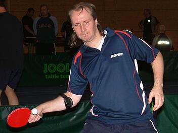 Rene Haker vom TTC Alexanderhütte gewann beim 9:3-Erfolg in Au seine beiden Einzel. Foto: Hans Franz
