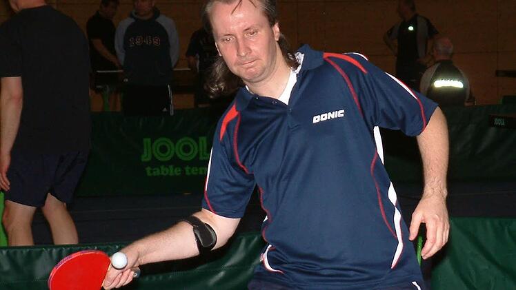 Rene Haker vom TTC Alexanderhütte gewann beim 9:3-Erfolg in Au seine beiden Einzel. Foto: Hans Franz