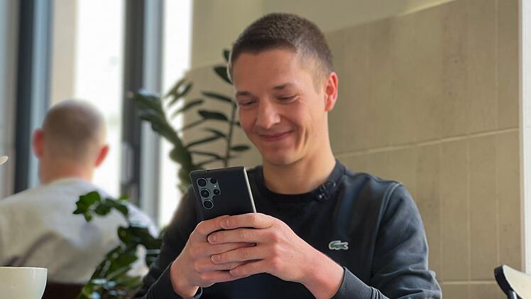 Dennis aus Köln hat die Nase voll vom Online-Dating.