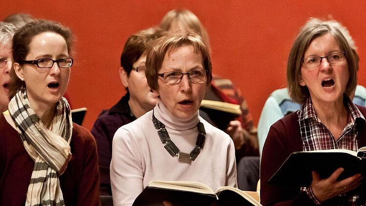 Der Coburger Bachchor bei der ProbenarbeitFoto: Jochen Berger