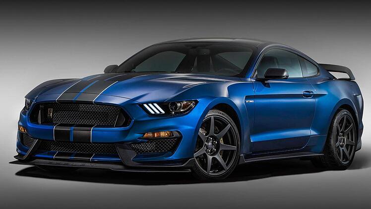 Auf der Auto-Show in Detroit präsentiert Ford den neuen Shelby GT350-R - der schnellste Serien-Mustang in der über 50-jährigen Geschichte dieser Sportwagen-Legende. Foto: dpa/Archiv