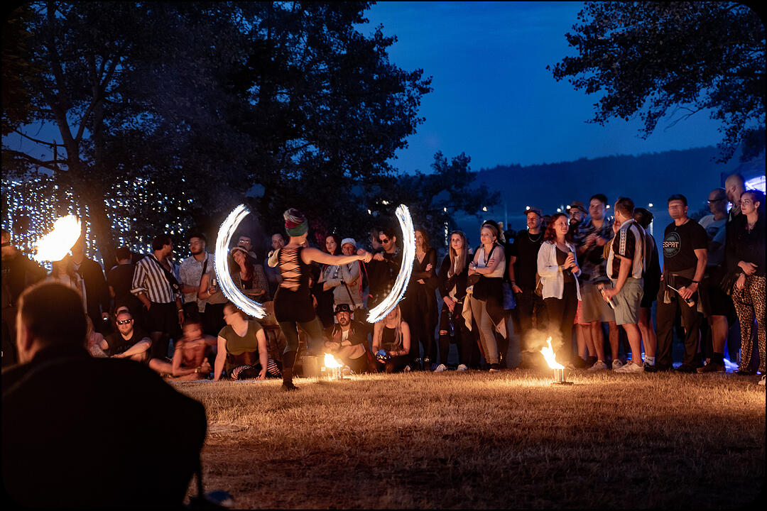 Love, Fire & Electronic Beats!