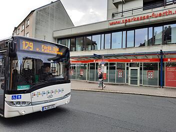 Fürth: Straßensperrungen und Busverspätungen erwartet - wegen Fußballspiel
