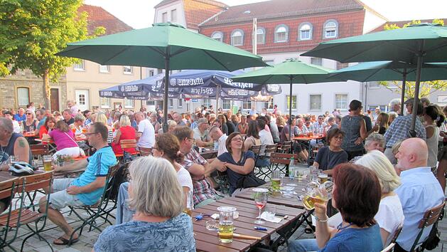 So stellt sich die Stadt Hammelburg die Wiederbelebung des Viehmarkts vor: Einmal monatlich ein Konzert, das Leben in die Innenstadt bringt.  Winfried Ehling