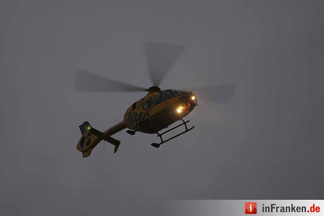 Pkw rollt bei Theres in Main: 23-Jährige stirbt