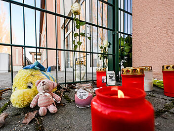 T&ouml;dlicher T&uuml;r-Unfall in Berliner Kita