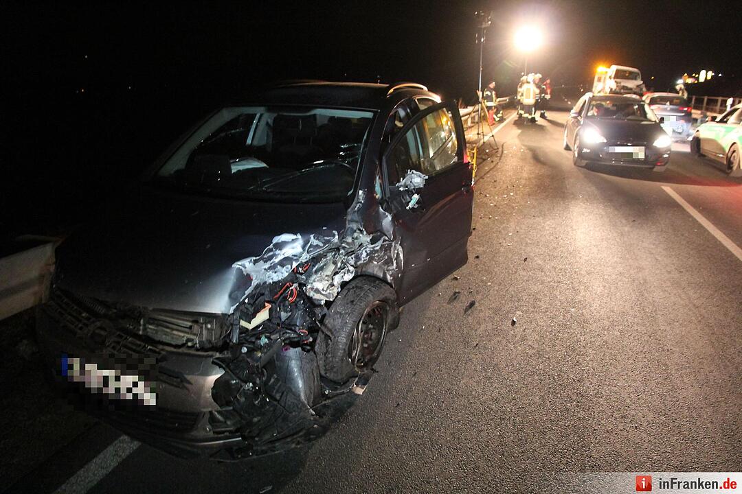 Sechs Verletzte nach Kollision auf der B470