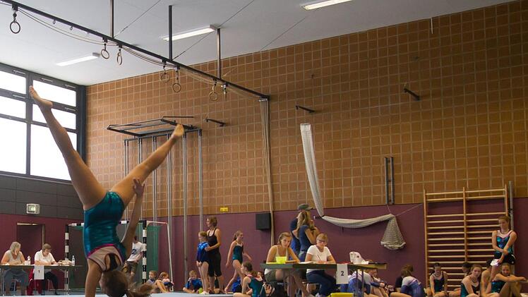 Anja Geuß trug mit ihrer Leistung zum dritten Platz der Turnerinnen des TV Ebern im Jahrgang 2003 bis 2001 bei.Jule Müller