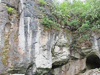 Der &bdquo;Hohle Stein&ldquo; ist ein interessantes Zwischenziel der Wanderung am 10. September.