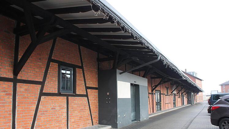 Wo das Mühlenhofbäckereicafé war, wird bald das Bistro "Fitness-Küche" eröffnen.