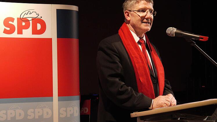 Michael Busch am Rednerpult