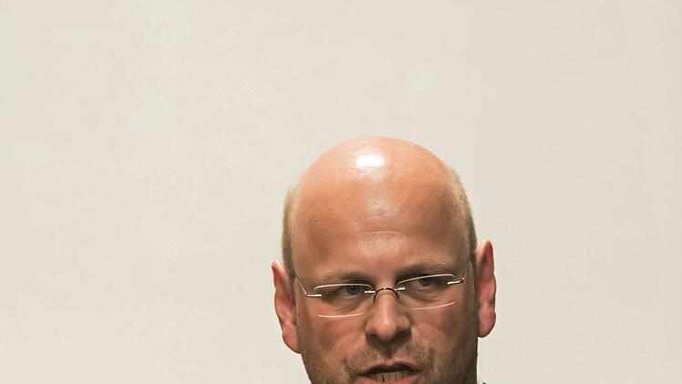 Zahlreiche Schüler und ehemalige Schüler des Bildungsinstituts für Musik und Musiktheater gestalteten ein Jubiläumskonzert im Haus Contakt in Coburg.Foto: Jochen Berger