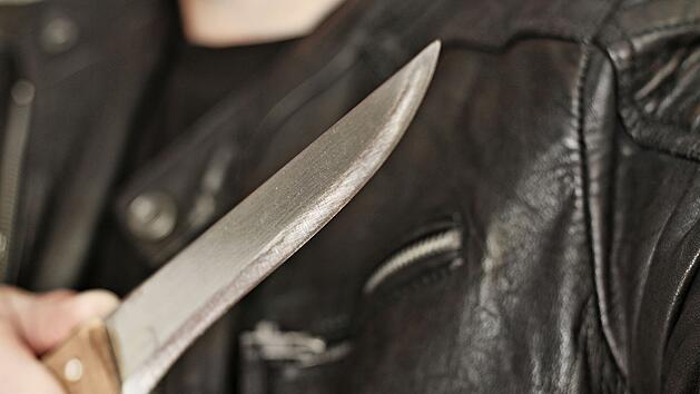 Hof an der Saale: Prostituierte mit gro&szlig;em K&uuml;chenmesser bedroht