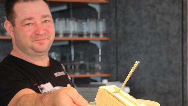 In "Sch&auml;fers Caf&eacute;" gibt es das ganze Jahr s&uuml;&szlig;e Leckereien - Fastenzeit hin oder her. Foto: Mirjam Stumpf