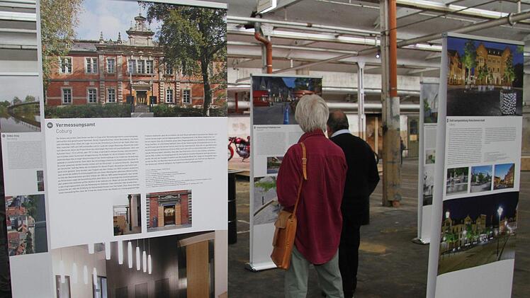 Die Architekturausstellung war sehenswert.