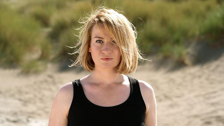 Nina Gummich spielt in der ARD-Serie "Mord auf dem Inka-Pfad" die Ermittlerin im berühmten Mordfall Glück-Tesler von 1997.