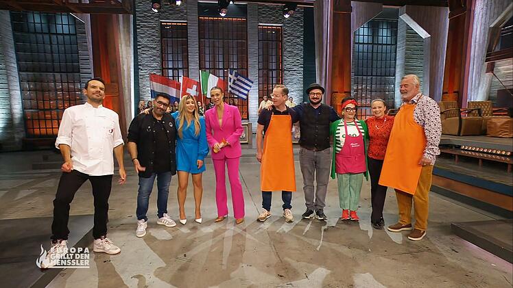 In der dritten Ausgabe der "Koch-EM" von "Europa grillt den Henssler" (VOX) musste Steffen Henssler (links) gegen die Niederlande, die Schweiz, Italien und Griechenland antreten.