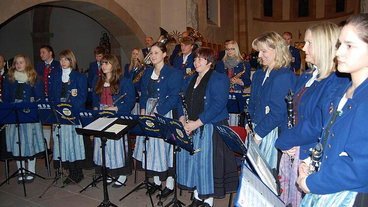Die Kapelle des Musikvereins Thulba-Reith hat in der Propsteigemeinde einen hohen Stellenwert. Auch über die Ortsgrenzen hinaus genießt sie Ansehen, leidet aber immer wieder unter Besetzungsproblemen.  Foto: Günther Straub